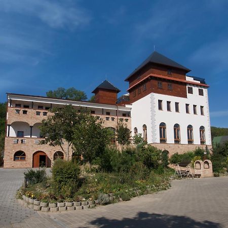 Hotel Vinar - Bed & Breakfast Kurdějov Exterior foto